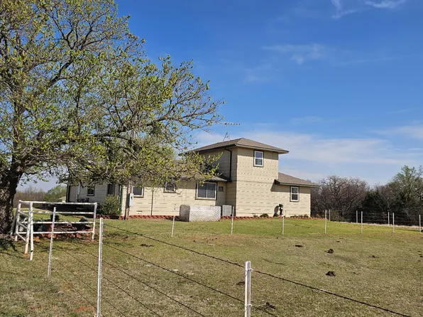 2992 S Cason Rd, Marlow, OK 73055