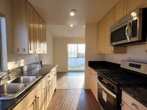 Gramercy Apartments, 959 S Gramercy Pl APT 109, Los Angeles, CA 90019