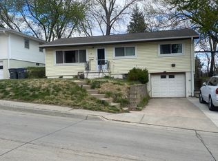 46 Happy Hollow Blvd, Council Bluffs, IA 51503