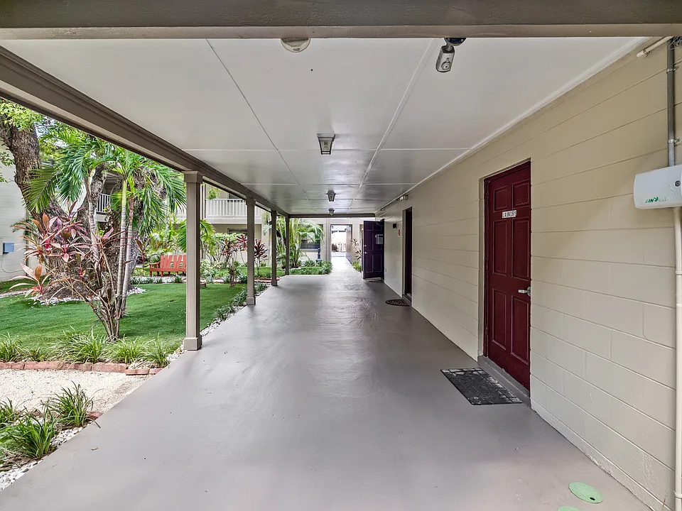 Parson's Green Courtyard Apartments