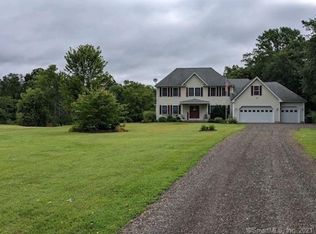 9 Zvingilas Ct, Griswold, CT 06351