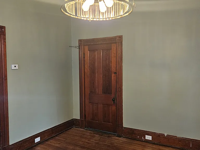 313 Walnut St — Photo 6