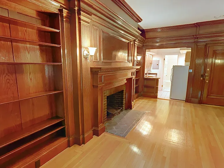 379 Commonwealth Ave #6CP — Photo 4