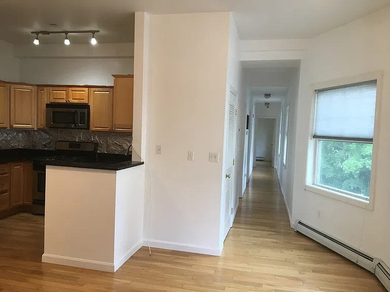 190 Summer St — Photo 3