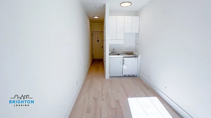 Rented by Brighton Management | media 8