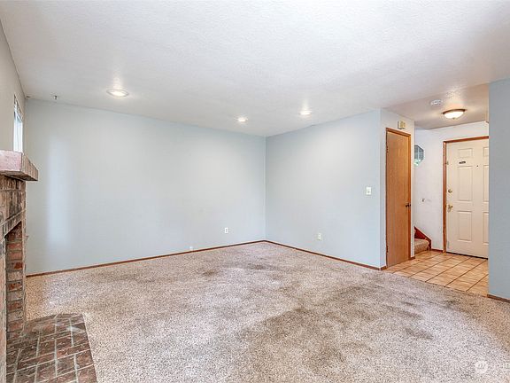4th image of 4415 - 4417 83rd Ave Ct W