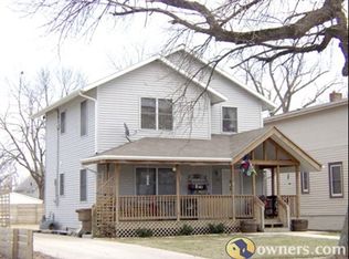131 3rd St, West Des Moines, IA 50265