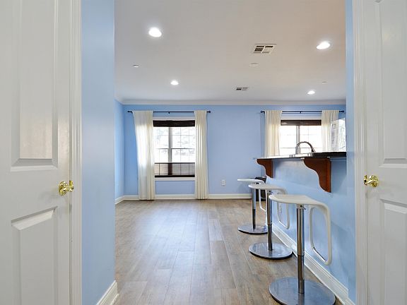 3rd image of 604 Avenue A #104