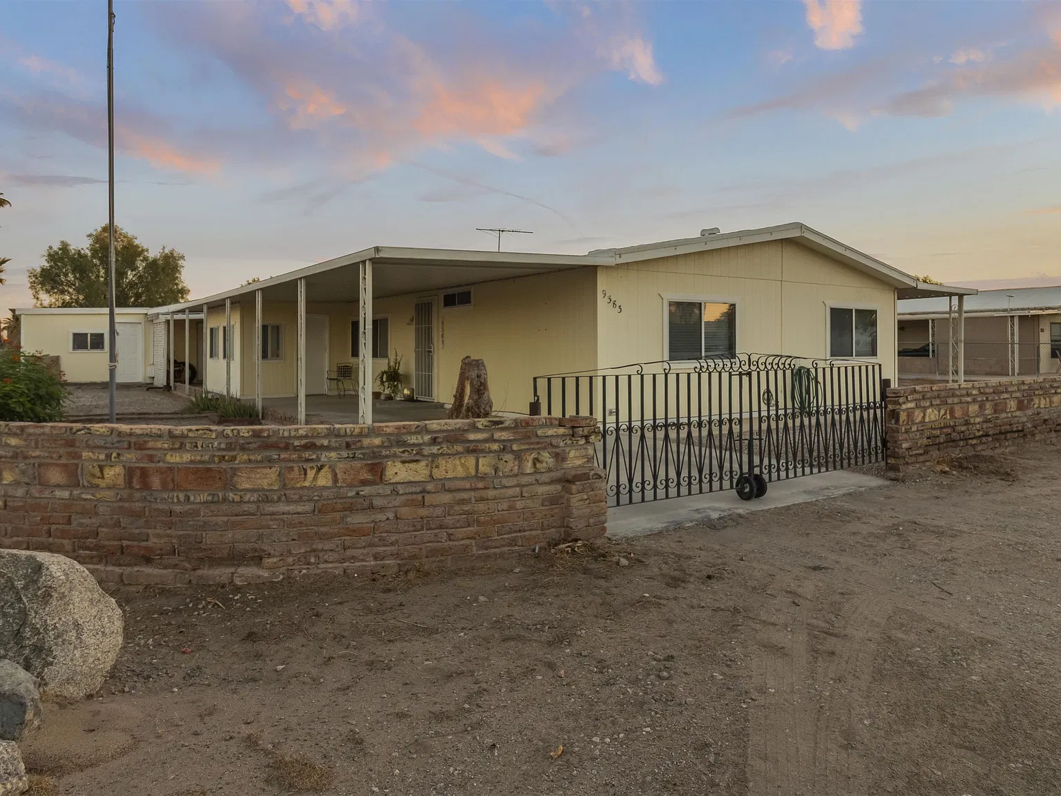 2 bed, 2.0 bath, 1248 sqft, $1,350 — Photo 3