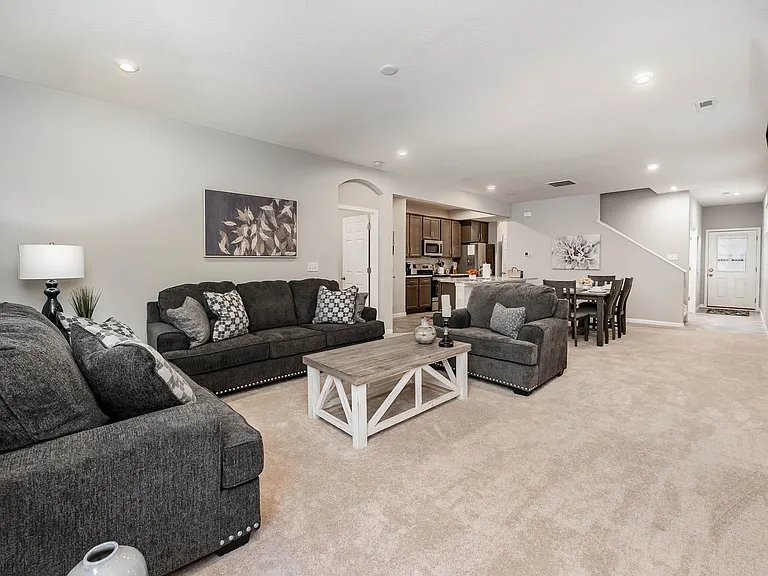 948 Southline Dr — Photo 8