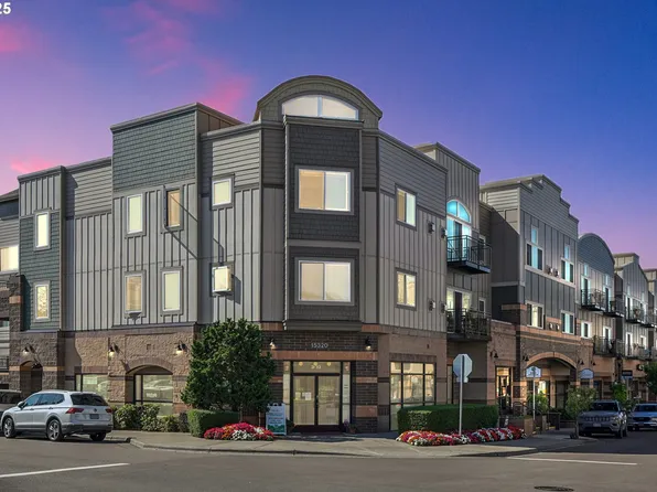 15320 NW Central Dr Unit 317, Portland, OR 97229