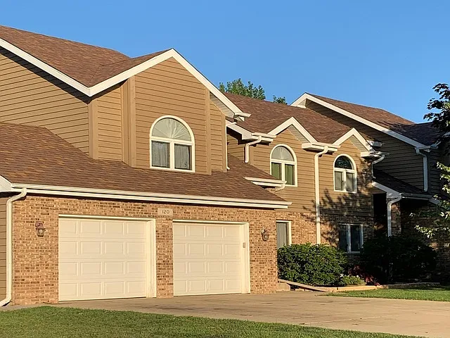 120 Ravinia Dr photo 1