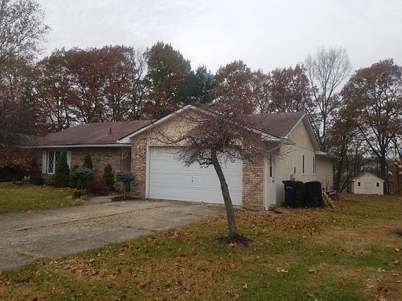2nd image of 256 Crestview Dr
