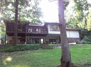 310 Woodbrook Rd, Moneta, VA 24121