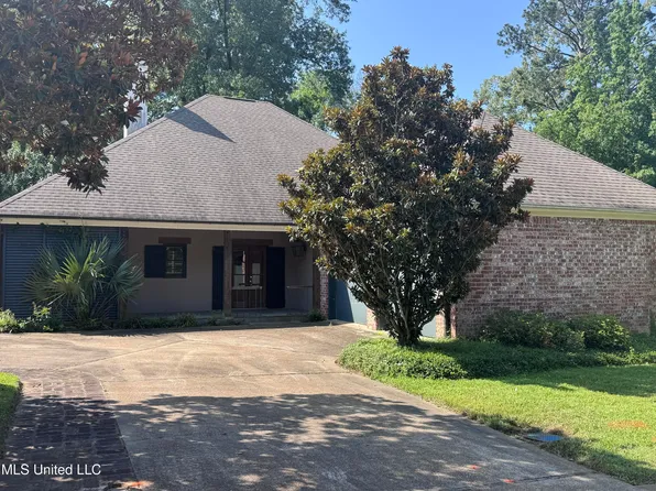 5 Pear Orchard Park, Jackson, MS 39211