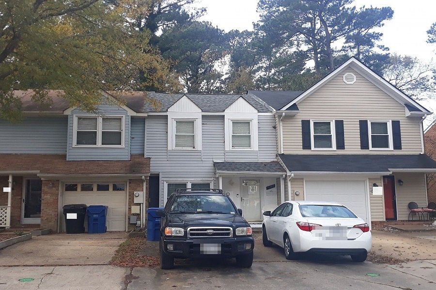 1st image of 907 Wildwood Square Ct