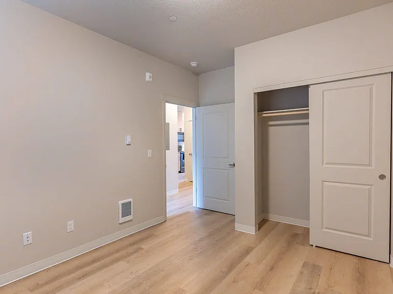 Woodburn Place Apartment Homes — Photo 29