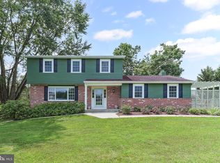 460 Pennocks Bridge Rd, West Grove, PA 19390