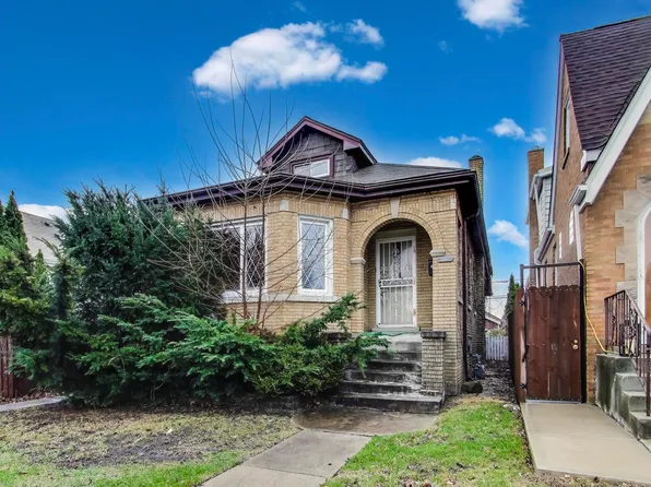 5853 W Newport Ave, Chicago, IL 60634