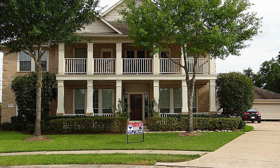 1st image of 22007 Grand Willow Ct