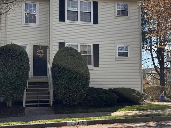 759 Cedar Crest Dr #759C, Warrenton, VA 20186