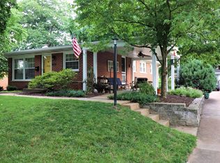 220 Saint Patrick Ln, Florissant, MO 63031