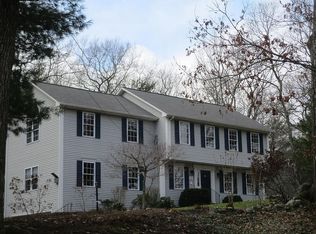 52 Howard Ave, Scituate, RI 02831