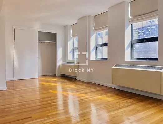 Rented by Block Holdings LLC | media 21