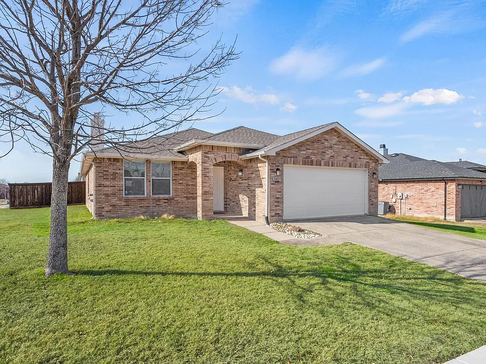2601 Shorewood Dr