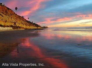 1149 N Vulcan Ave APT 5, Encinitas, CA 92024