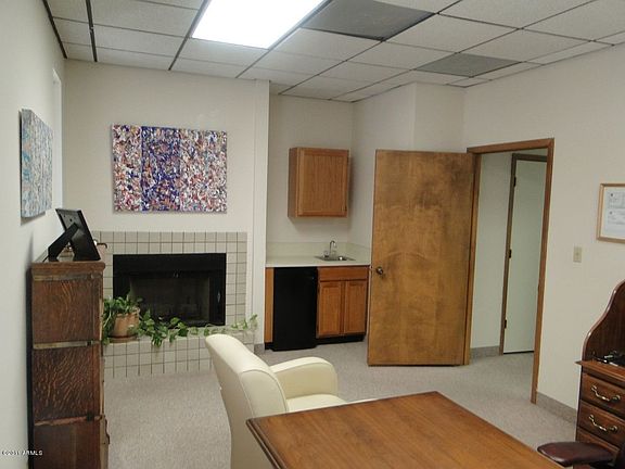 4th image of 4645 S Lakeshore Dr Ste 12