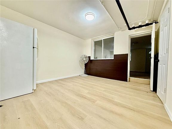 4th image of 8886 19th Ave Floor 1