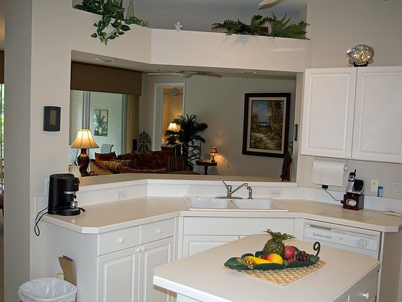 5th image of 5020 Marina Cove Dr APT 101