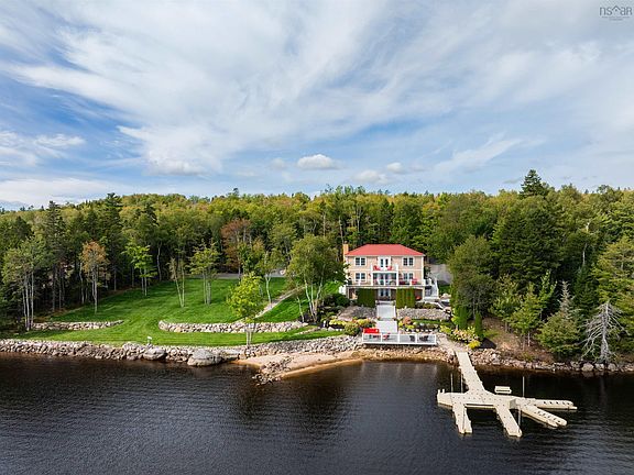 4th image of 154 Spruce Dr