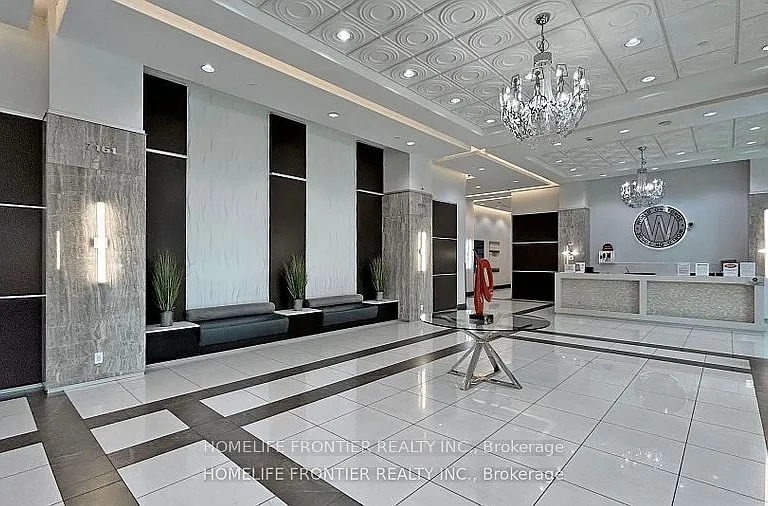7161 Yonge St #2528 — Photo 4