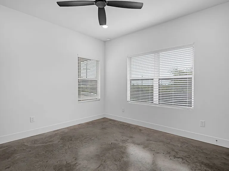 3001 Alpha Wolf Ct — Photo 20