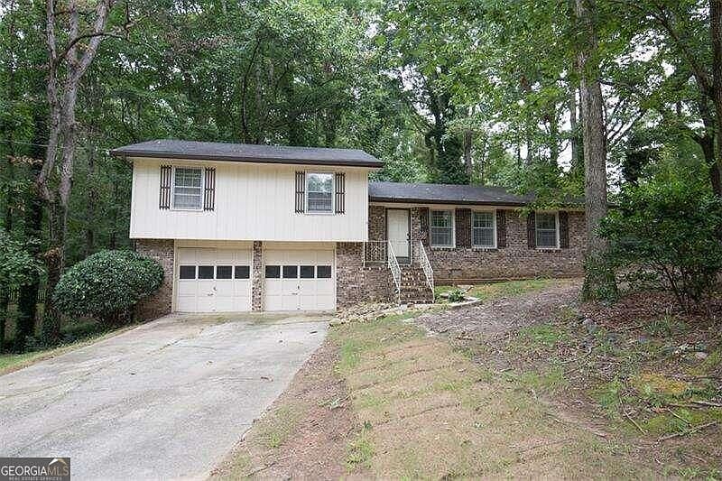 1st image of 1149 Woodland Cir