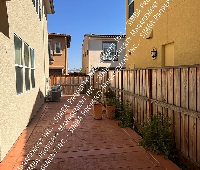 752 Roseum Ct — Photo 53