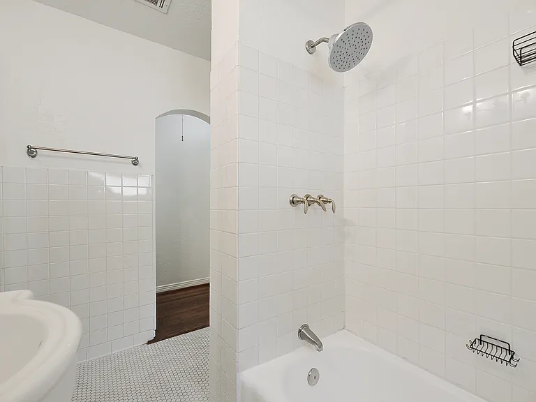 4105 Wycliff Ave — Photo 22