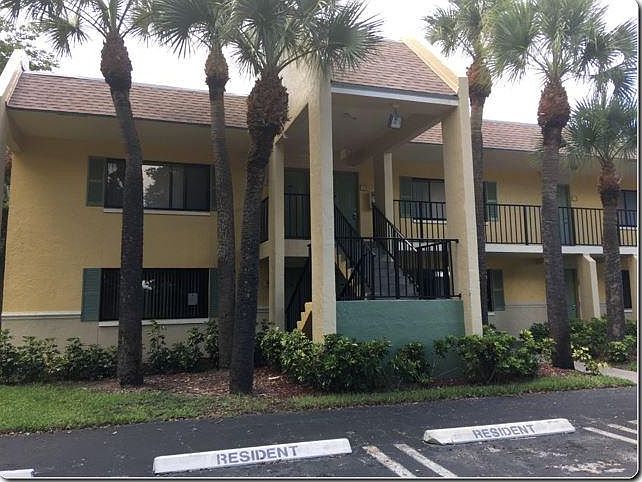 1st image of 101 Meadows Circle #101