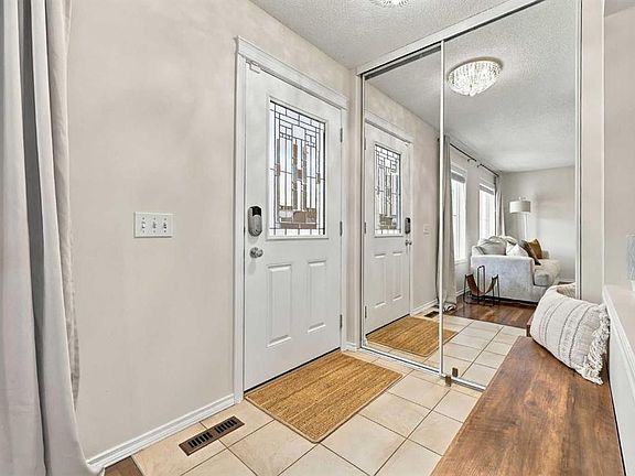4th image of 124 E Inverness Rise SE