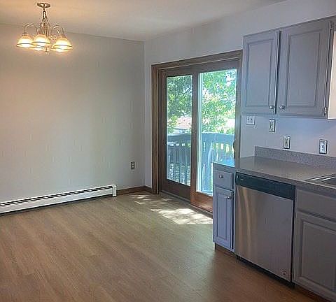 Dinning room with slider out