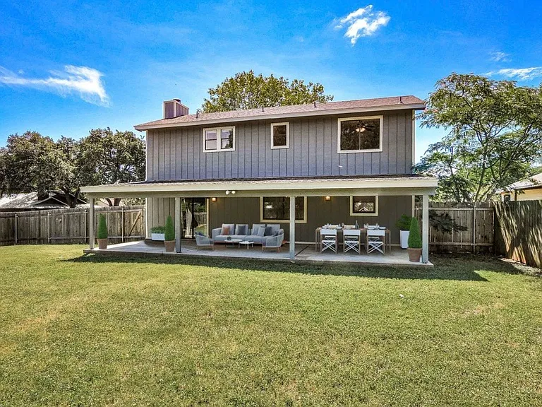 7700 Wakefield Dr — Photo 9