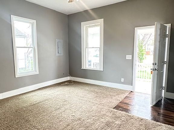 3rd image of 2216 N Rogers Ave