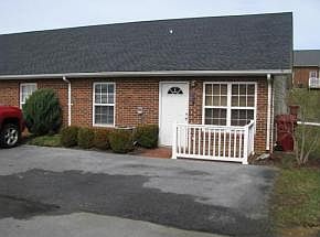 1st image of 13 Boone Hill Ct #17