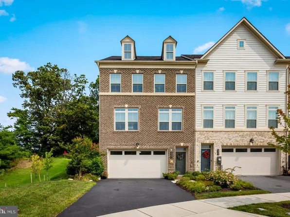 6300 Islington St, Middle River, MD 21220