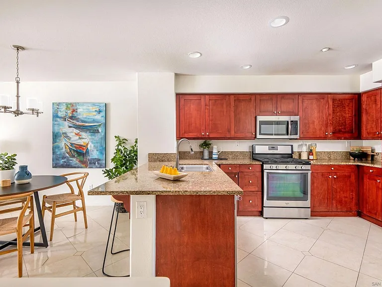 3541 Sandcastle Ln — Photo 2