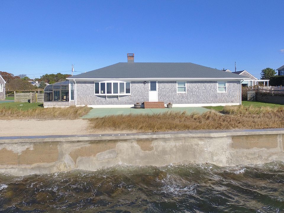 81 Hawes Avenue, Hyannis, MA 02601 Zillow
