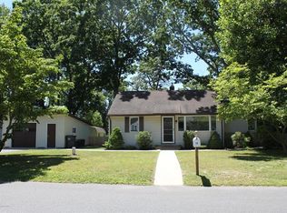 16 Woodland Dr, Howell, NJ 07731