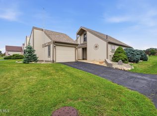 1601 Brand Manor Dr #3, Findlay, OH 45840